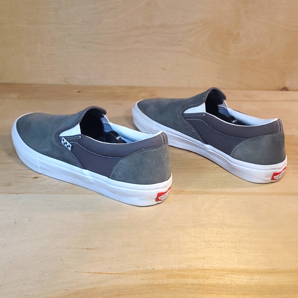 Vans Classic Slip-On Gray Canvas/Suede Men's Athletic Shoes - Picture 6 of 11